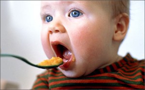 Скільки повина з'їдати дитина в 3 місяці