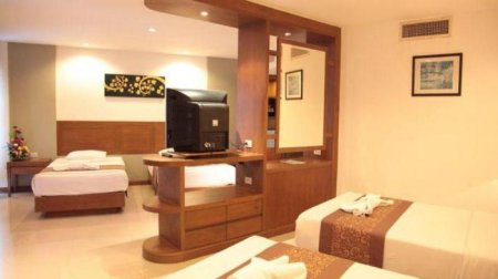  Royal Century Pattaya Hotel 3* (/):    