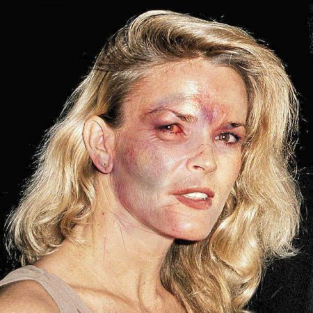 ͳ -ѳ (Nicole Brown-Simpson): , , , 