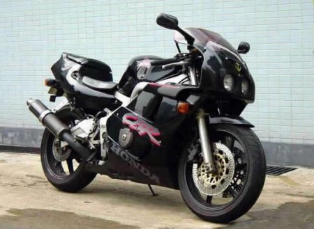 Honda VFR 400 -    -