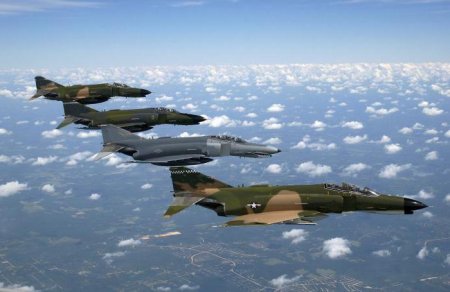 ˳ "" (McDonnell Douglas F-4 Phantom II): ,  , 