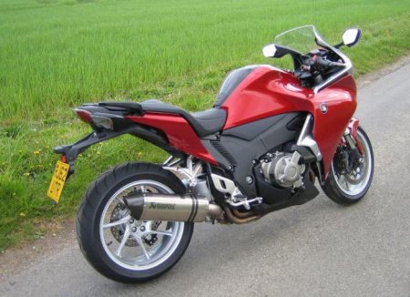 Honda vfr 1200      