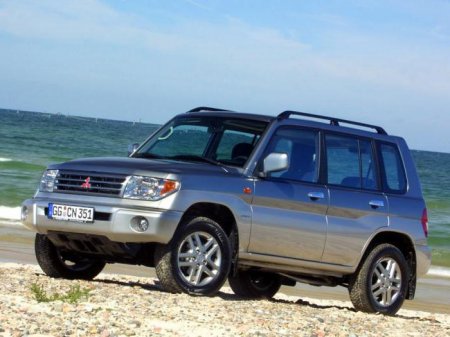 Mitsubishi Pajero Pinin:    