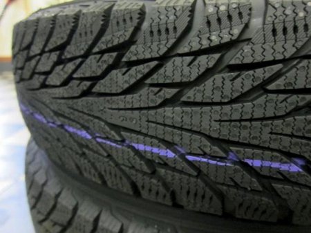  Nokian Hakkapeliitta R2:  