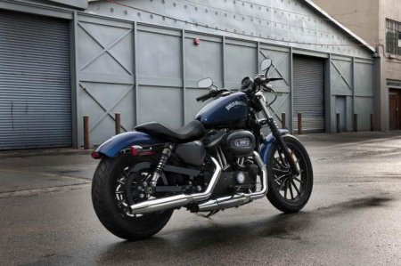 Harley Davidson Iron 883: 