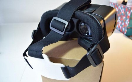    VR Box:  