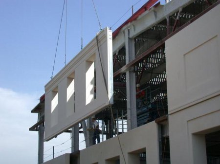 Панельне житлове будівництво, доступне житло