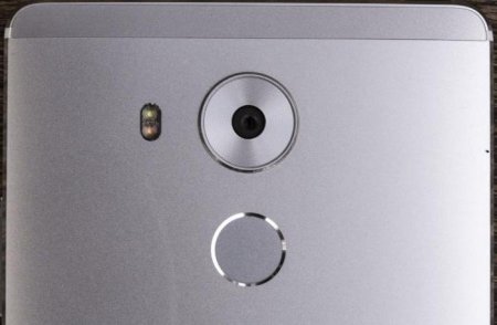  Huawei Mate 8:   