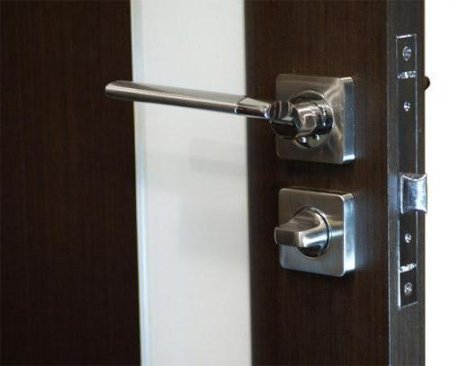 Засувки для міжкімнатних дверей (магнітні) - ідеальний вибір кожного господаря!