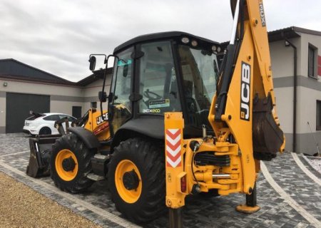 - JCB 3CX Super:  ,   