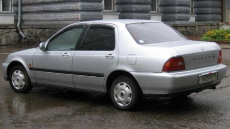 Honda Domani -    