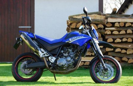  Yamaha XT660X:    