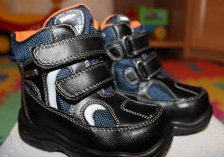 "Зебра": розмірна сітка дитячого взуття