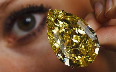 Найбільший діамант у світі за вагою та розміром