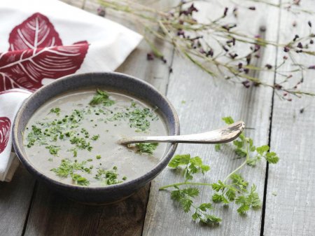 Приправи для грибного супу: відповідні спеції, смакові якості, поєднання з стравами