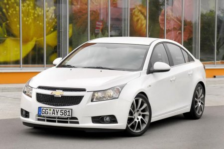 " " : , .    . Chevrolet Cruze