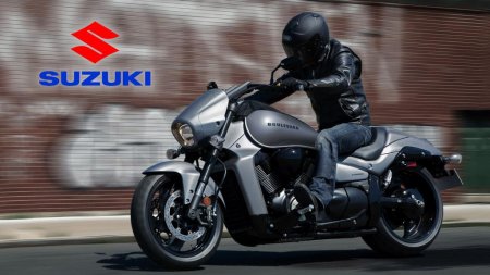 Suzuki M109R:     