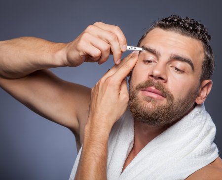 Як підстригти брови чоловікові швидко і якісно в домашніх умовах