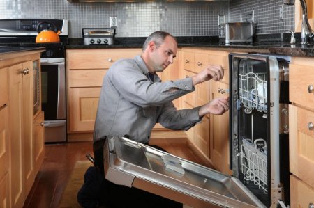 Чому не включається посудомийна машина Bosch? Можливі причини і ремонт