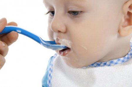 Дитячий йогурт "Агуша": склад, корисні властивості