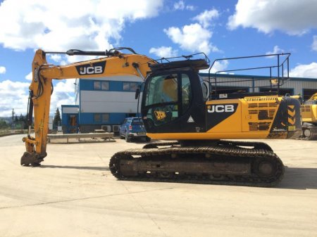 JCB 220:   ,   